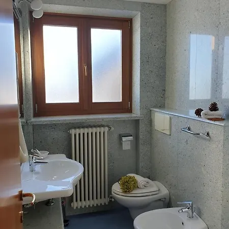 Casa Vacanze Orchidea Pinerolo Buitenkant foto