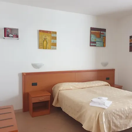 Casa Vacanze Orchidea Pinerolo Buitenkant foto