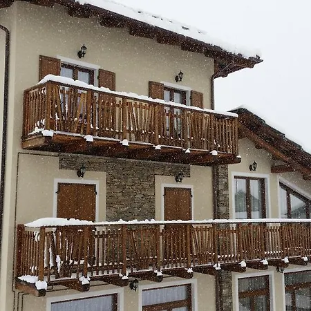 Casa Vacanze Orchidea Pinerolo Buitenkant foto