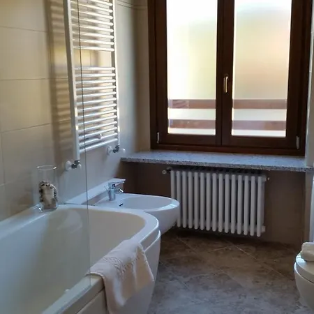 Casa Vacanze Orchidea Pinerolo Buitenkant foto