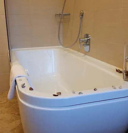 Casa Vacanze Orchidea Pinerolo Buitenkant foto